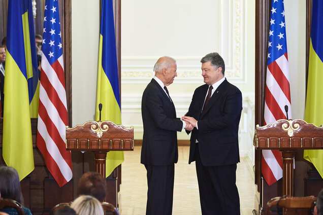 Сенат США принял окончательное решение по летальному оружию для Украины