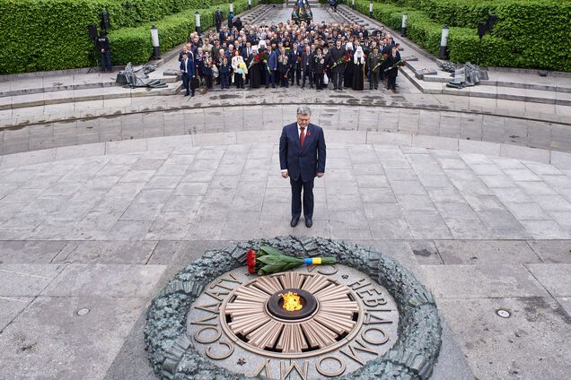 Росіянам і не снилося: відео з Порошенком у супермаркеті викликало ажіотаж у мережі