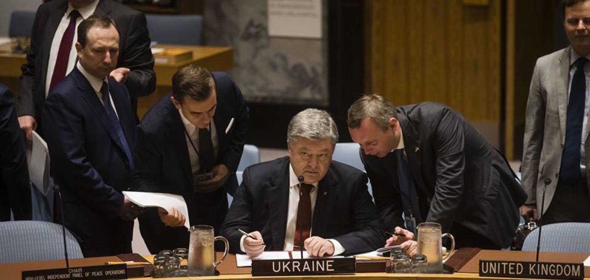 'Сидела с красными ушами': стало известно, как делегация РФ слушала Порошенко в ООН
