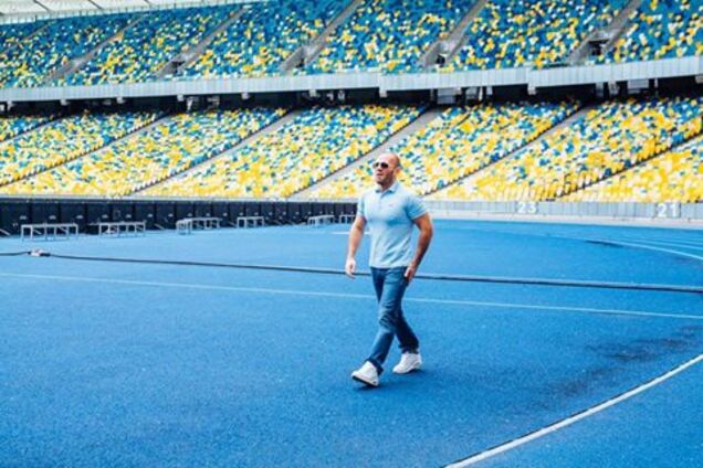 Антон Жуков