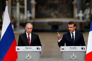 макрон путин