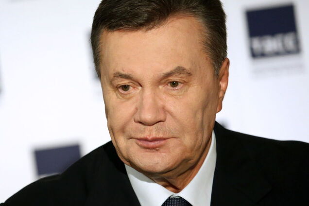 Три банківські КамАЗи: з'явилися деталі підготовки втечі Януковича