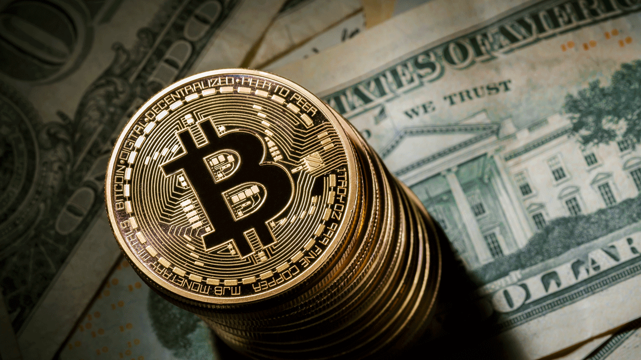 'Люди можуть втратити гроші': НБУ визначився зі статусом Bitcoin
