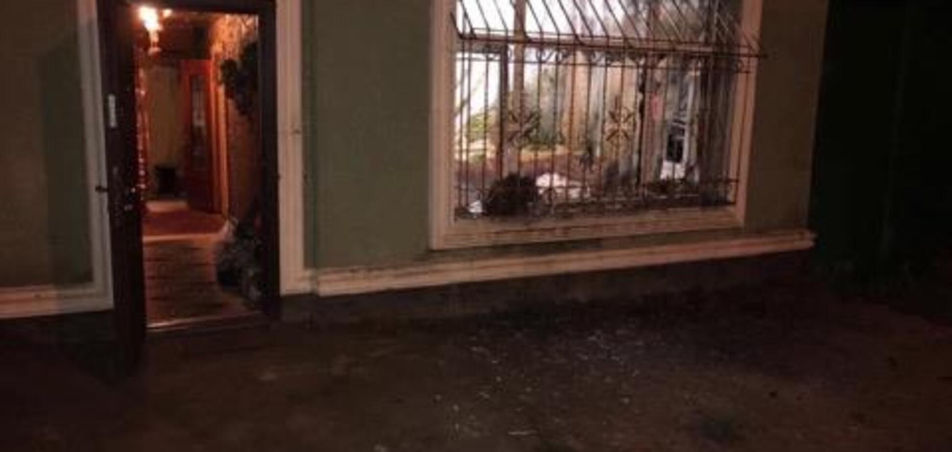 В Одесі кинули гранату в приватний будинок: опубліковані фото