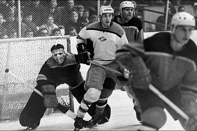 'Півтора місяці у ганчірках': з'явилися шокуючі деталі звірячого вбивства легенди російського хокею