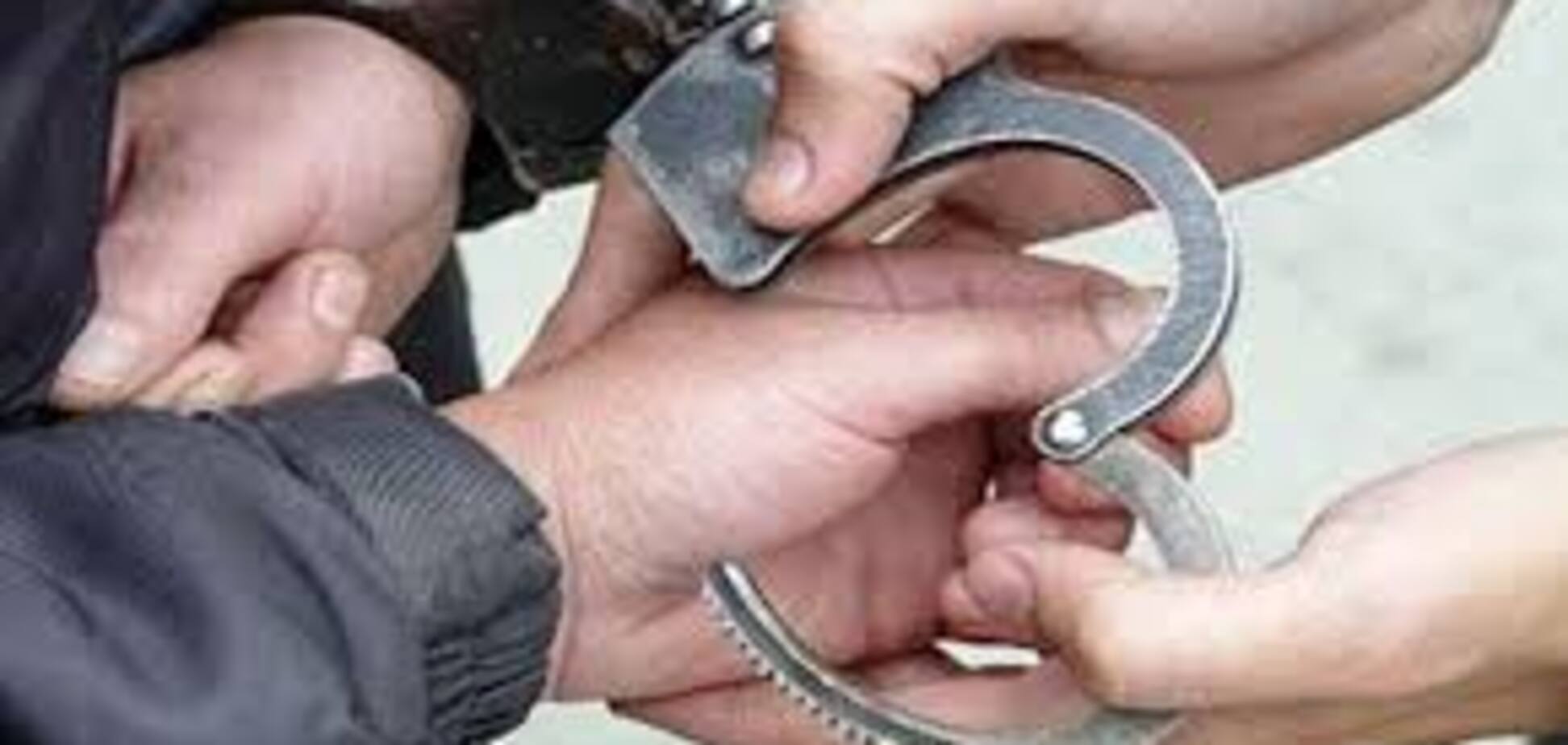 В Запорожье мужчина сдался полицейским, чтобы перезимовать в тюрьме