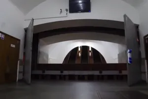 Бомбосховище в метро