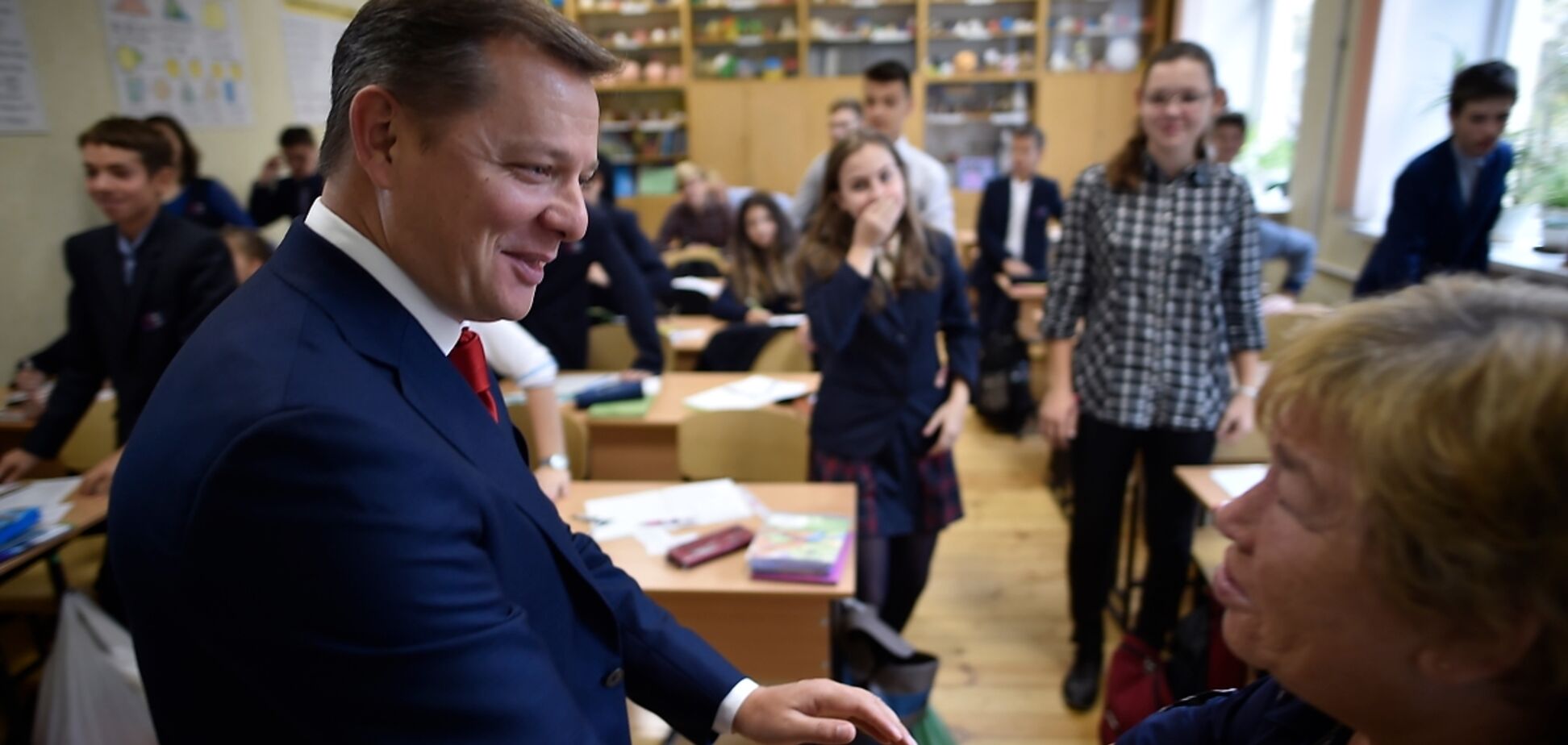 Учителя в Украине должны получать зарплату по 7-8 тысяч гривен — Ляшко