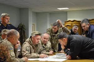 Киндер-сюрприз, или "Убрать Муженко"?