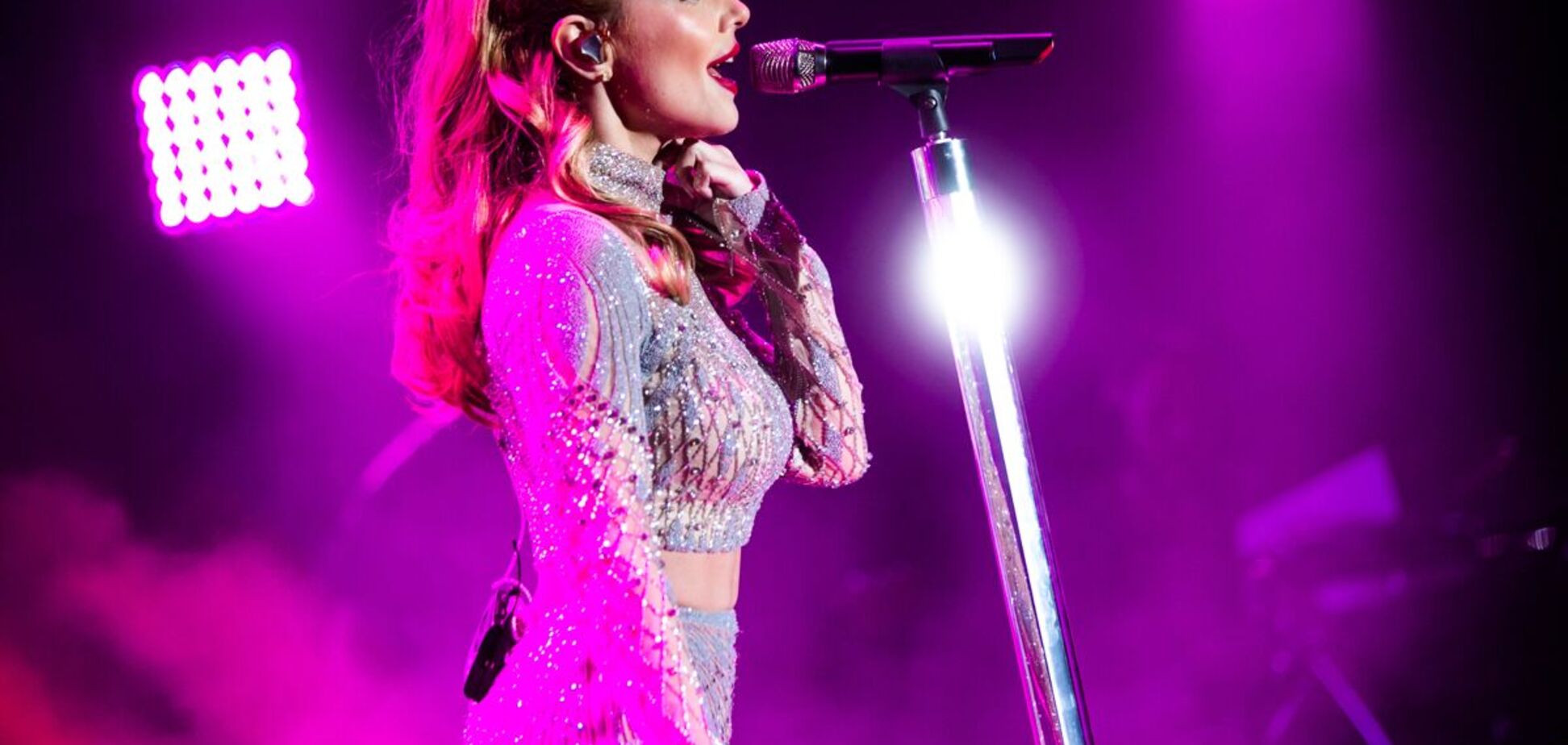 Тина Кароль даст в Киеве семь сольных концертов подряд