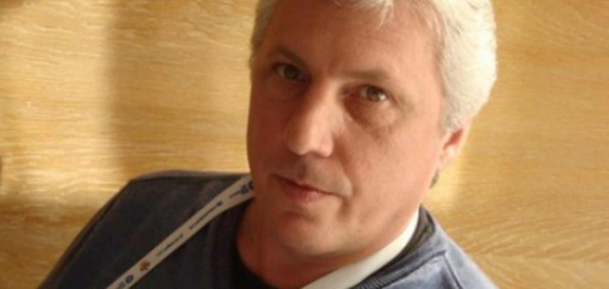 Роман Манекін