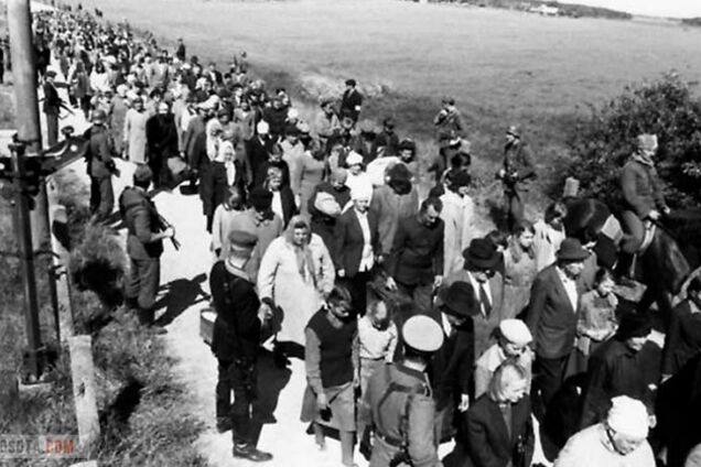 Десятки тисяч людей вели на смерть