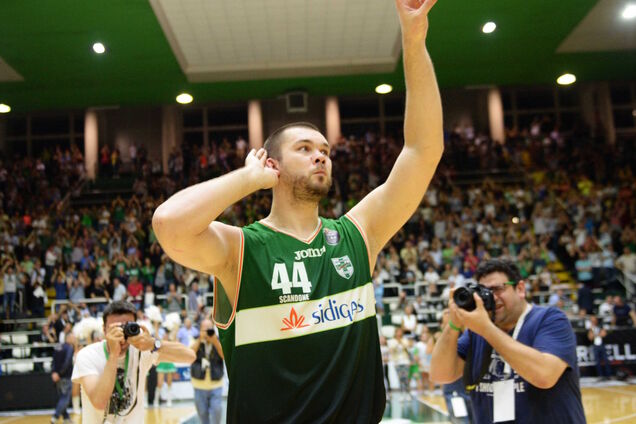 Кирилл Фесенко Авеллино