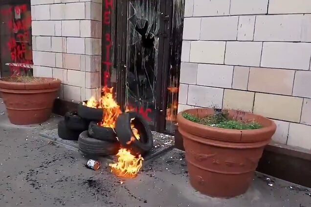 Исчезновение легендарных граффити в Киеве: конфликт перешел в 'горячую фазу'