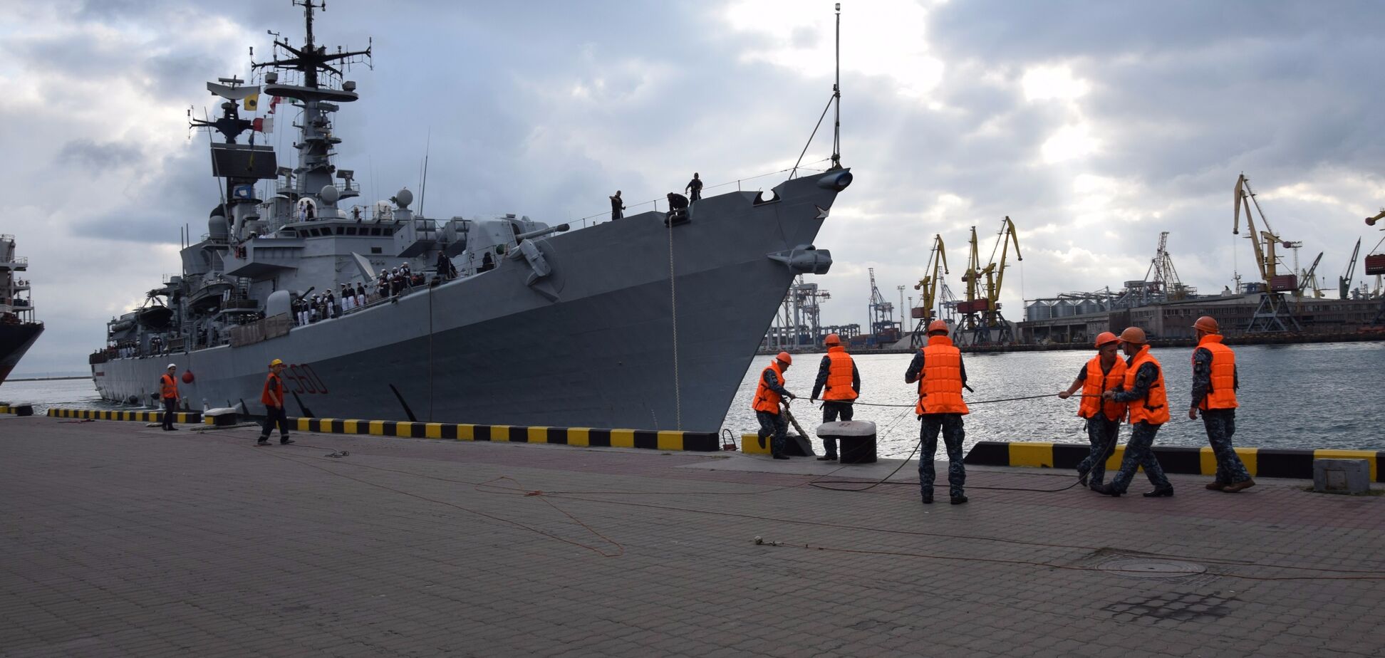НАТО відправив до берегів Одеси 'морського термінатора': з'явилися фото