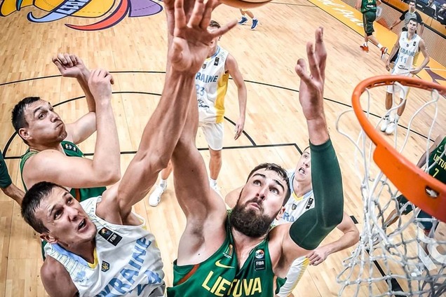 Збірна України з баскетболу