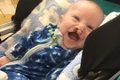 "Впервые пускает пузыри": родители малыша с патологией делятся его фото