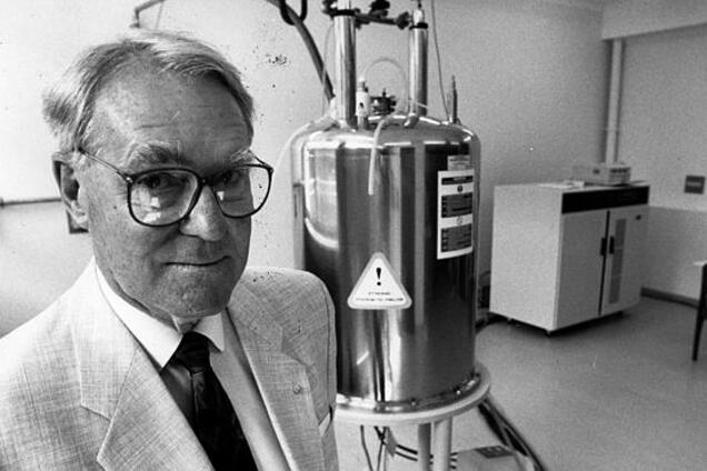 Google присвятив дудл видатному хіміку: що про нього відомо