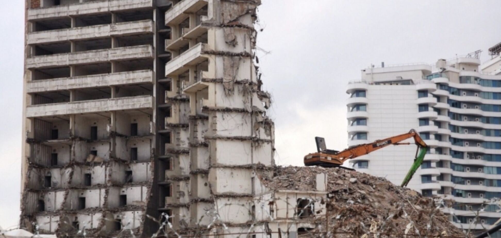 Новострой 'Кадорр' в Одессе уничтожает целебный подземный источник - СМИ