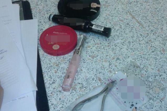 Запорожанка устроила драку из-за косметики