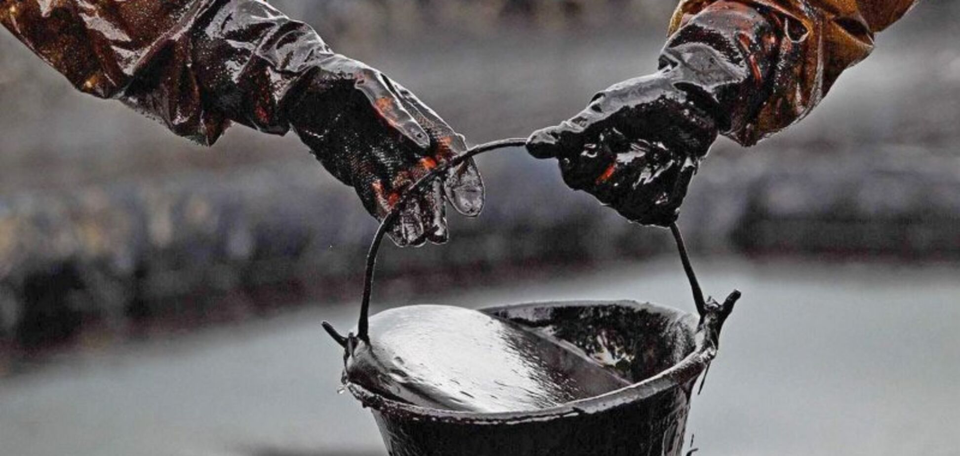 На НПЗ Коломойського зіпсували 380 тис. тонн державної нафти
