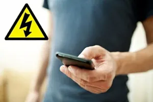 Говорить по мобильному нужно лёжа, накрыв телефоном ухо
