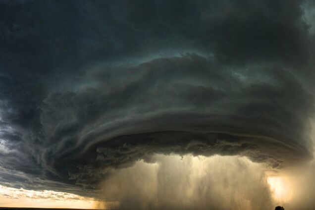 Это будет самый сильный ураган в истории