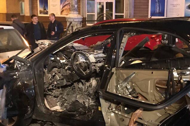 'Беженец из Чечни, патриот Грузии': все подробности подрыва авто в центре Киева, фото и видео с места ЧП