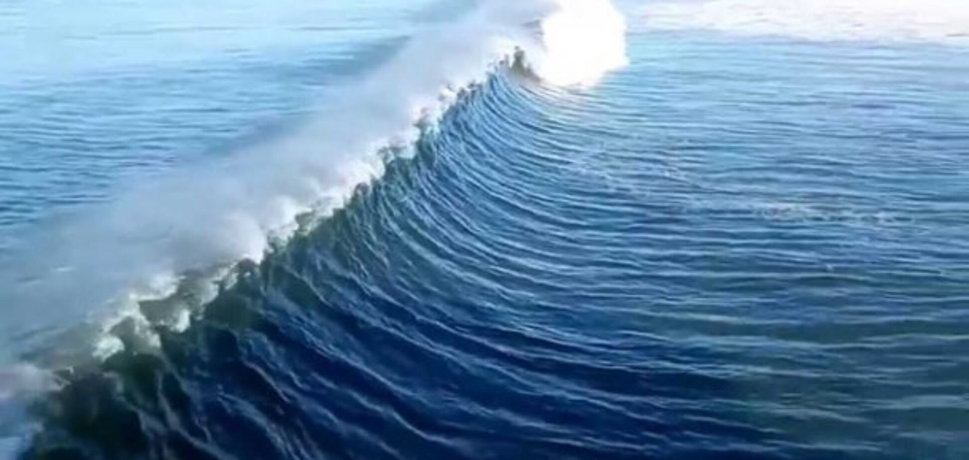 Вслед за землетрясением: в Мексике началось цунами