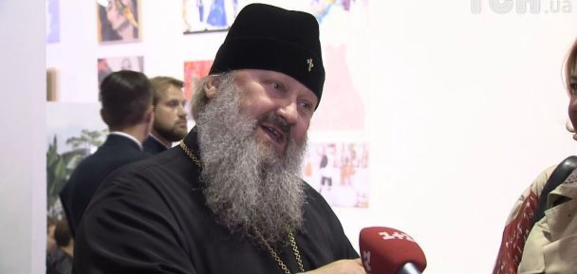 Скандальный настоятель лавры блеснул на Ukrainian Fashion Week