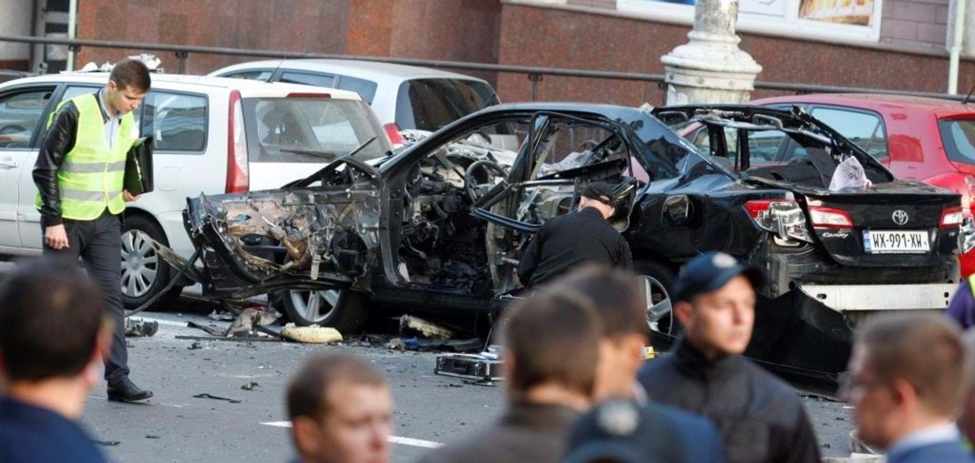 'Бомба була в салоні': з'явилися деталі вибуху в центрі Києва