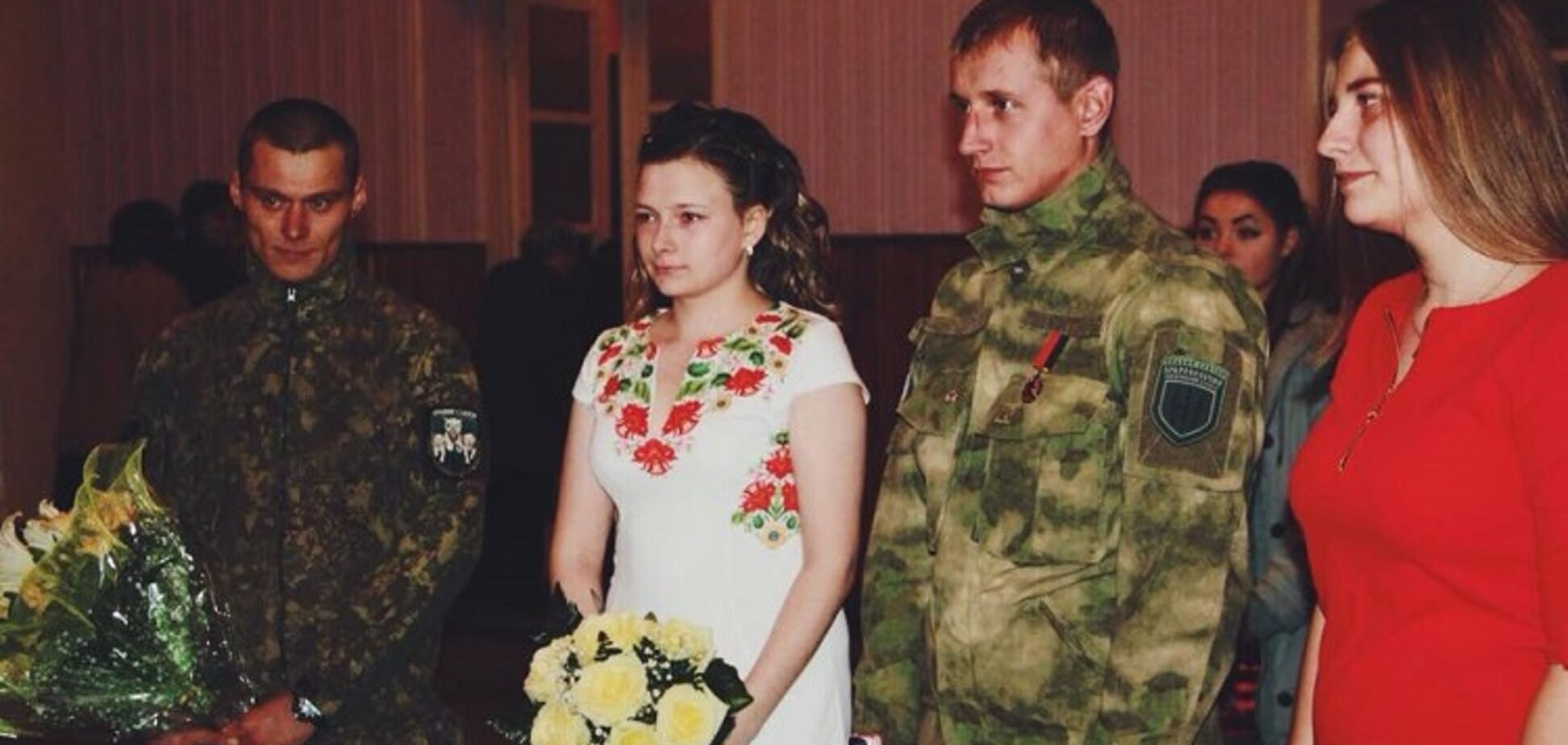 На Донбассе сыграли свадьбу легендарный боец АТО и парамедик