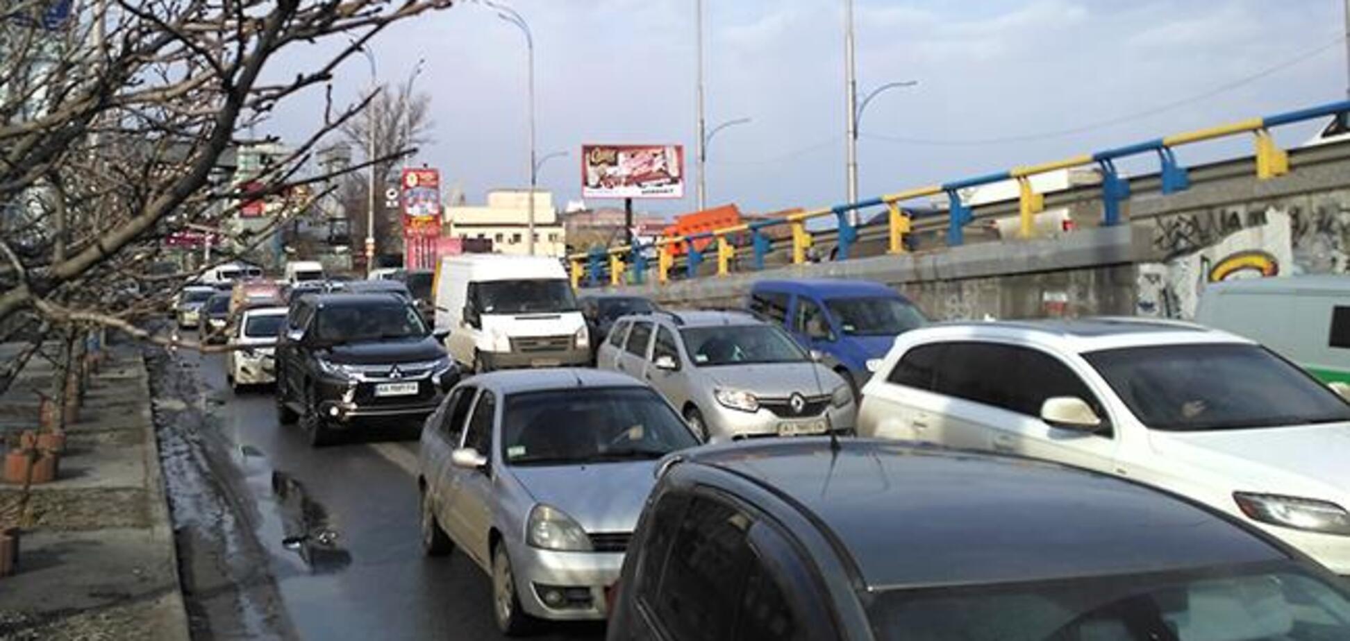 Кабмін приготував українським автомобілістам три ключові нововведення-2018