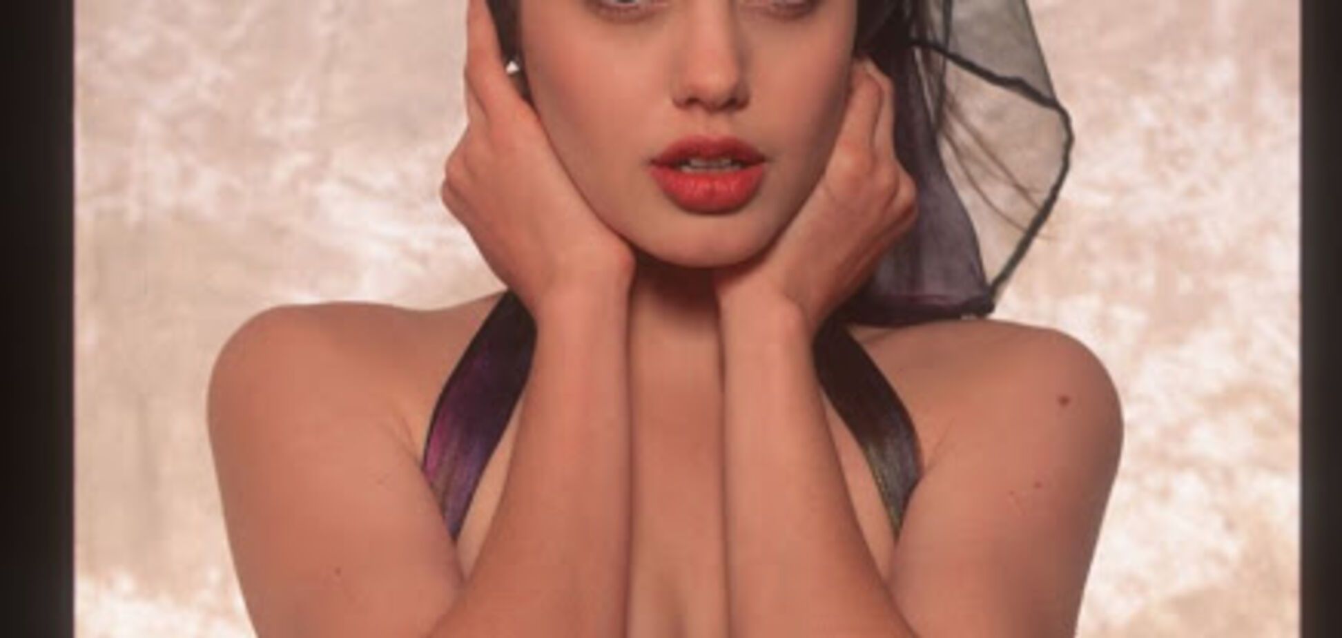 Анджелина Джоли