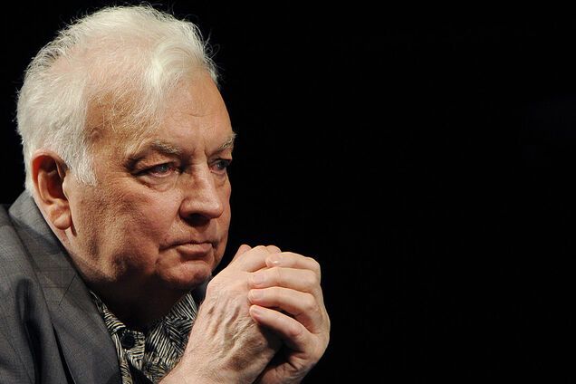 Он не сделал ни х*ена. Молчал и жил в свое удовольствие