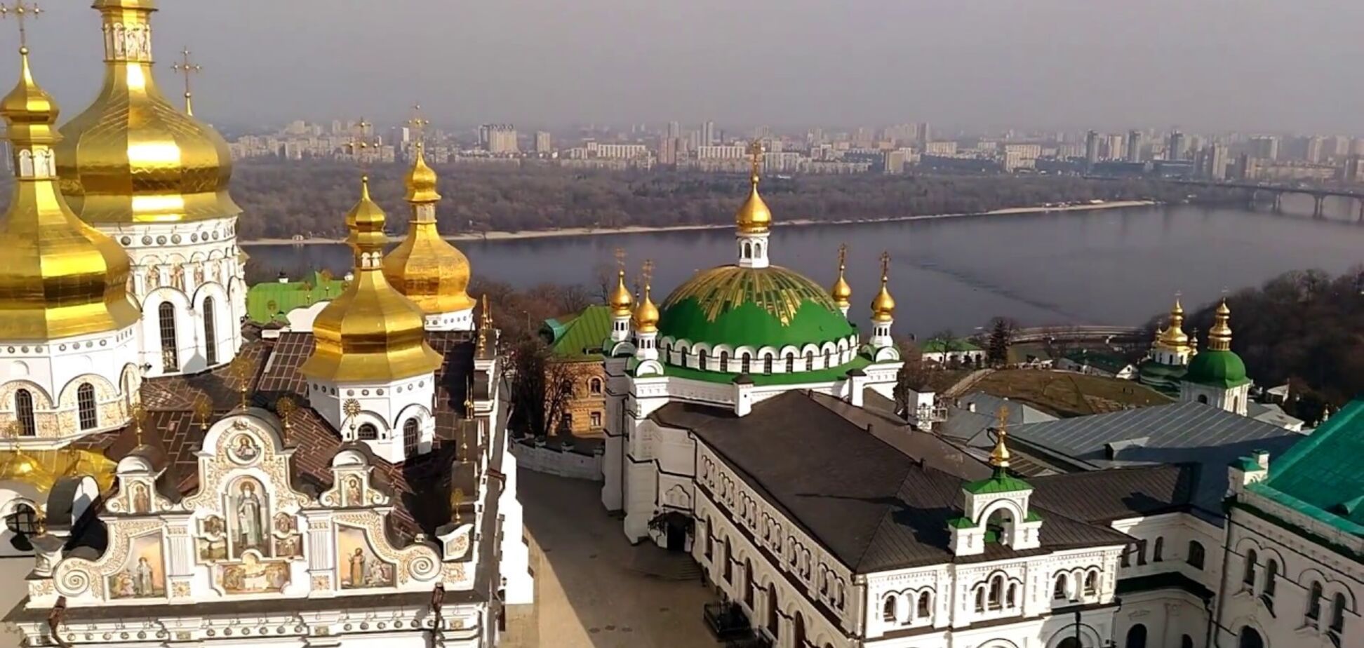 Києво-Печерська лавра ховає 'тітушек': С14 зробили заяву