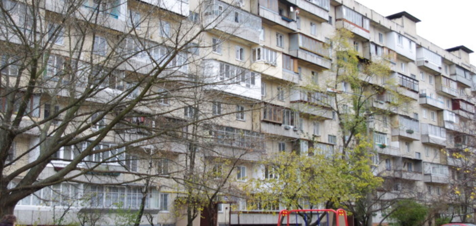 'Єщьо раз увіжу у нашей двєрі, я тєбє всьо откручу і в карман позасовиваю'