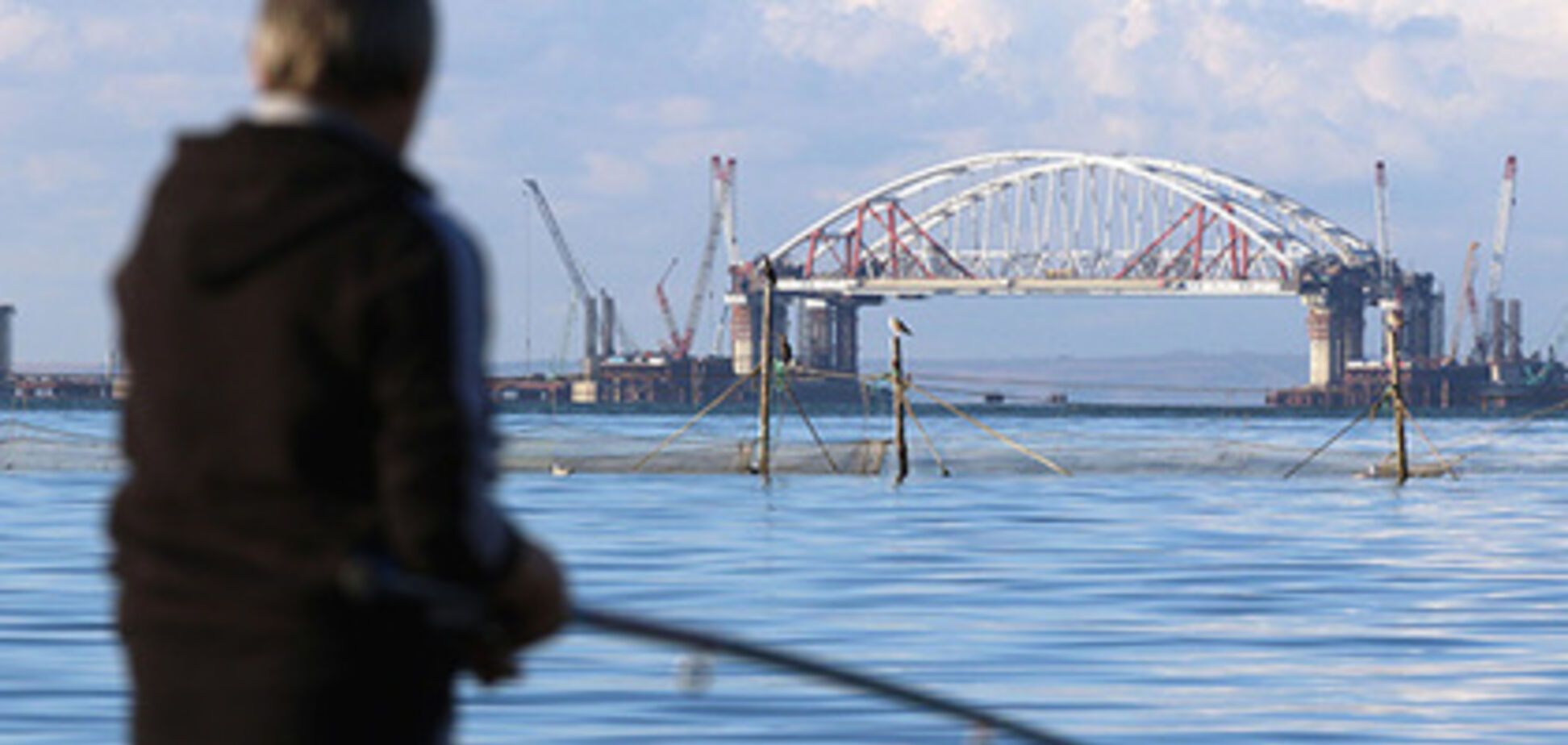 Новости Крымнаша. Они готовы ударным трудом ковать себе цепи и сажать на них собственных детей