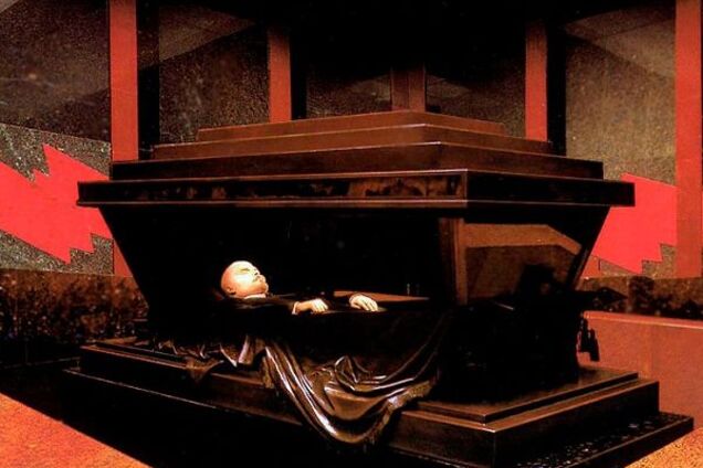 Скоро РПЦ объявит святым и Ленина