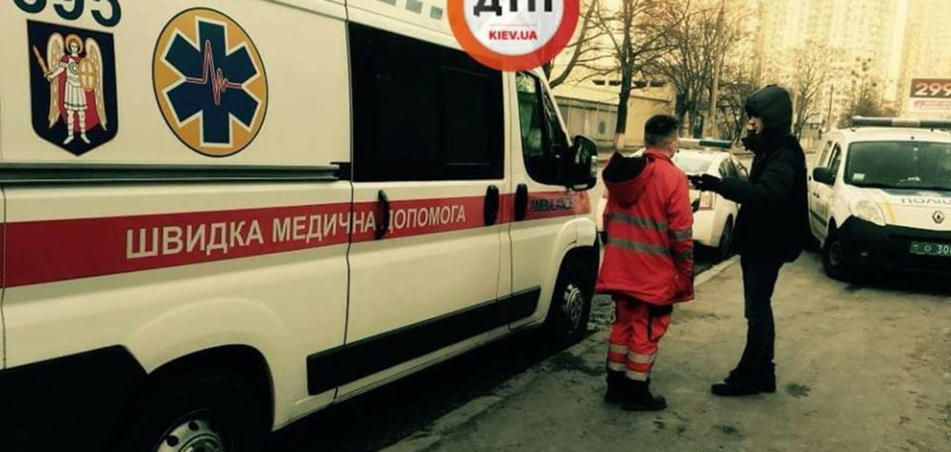 На тілі - великий хрест: у київському парку знайшли труп чоловіка