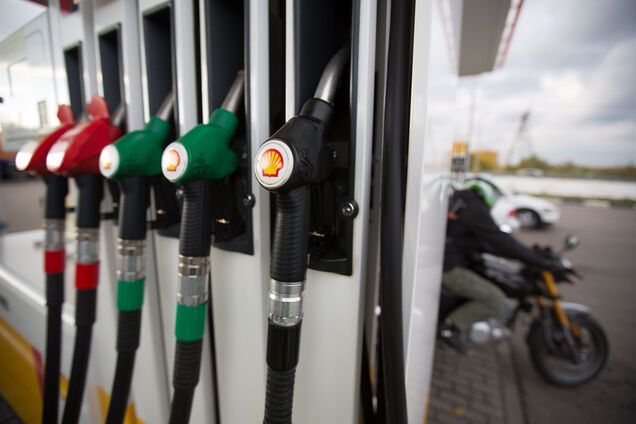 Нефть бьет рекорды: что будет с ценами на бензин в Украине