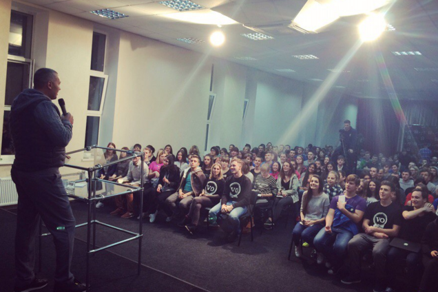 Український 'апостол' поїхав 'зцілювати' німців: влада Берліна забила тривогу