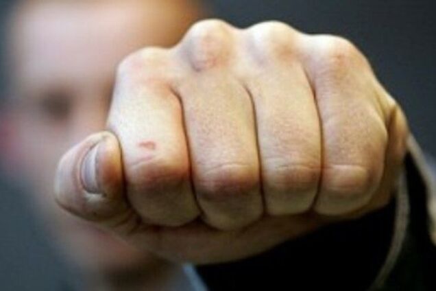 Розсікли обличчя: на Чернігівщині активіста жорстко побили за українську мову