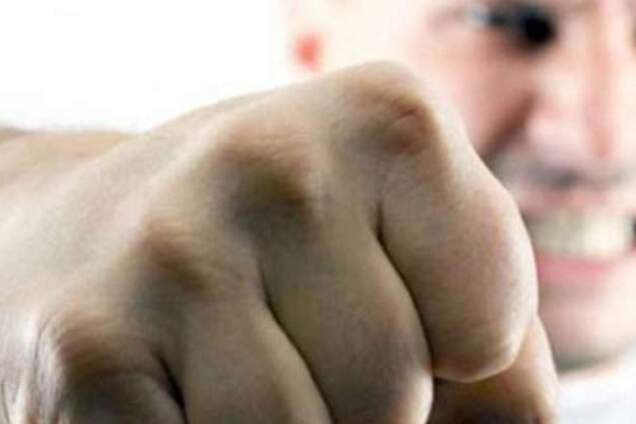 В Украине не бьют: писатель выступил с откровенным заявлением для россиян