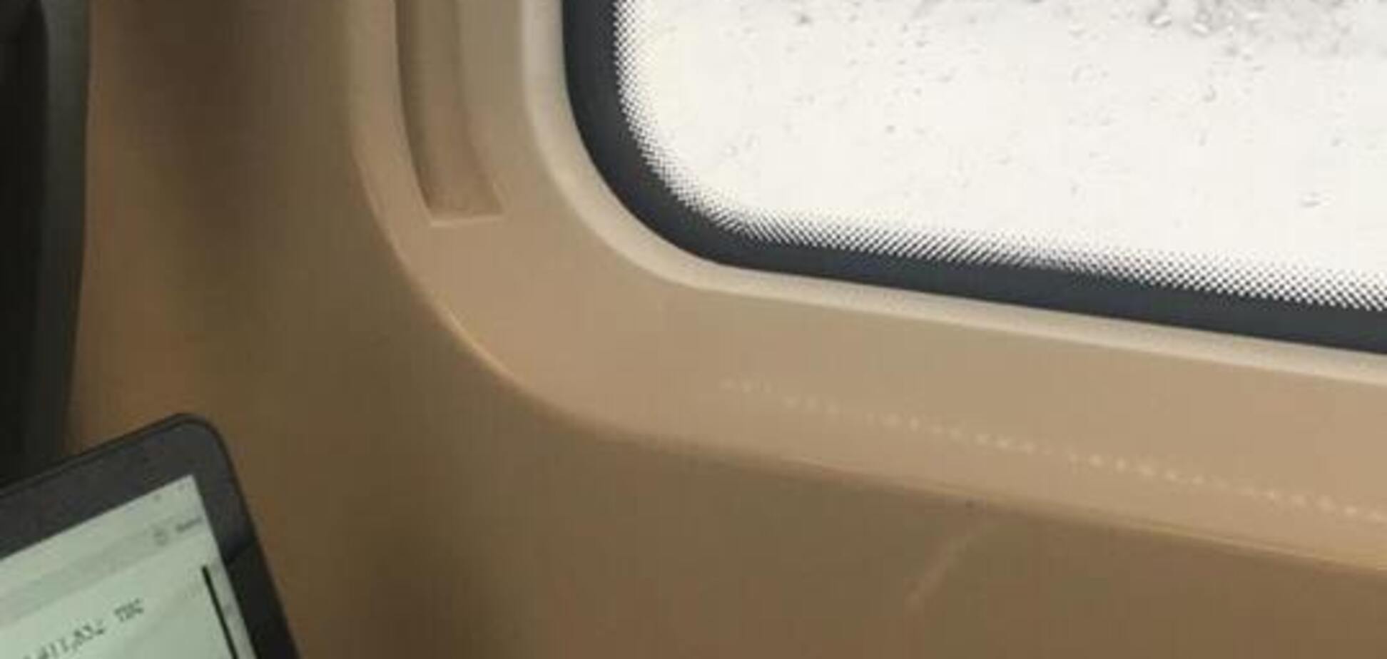 Снегопады в Украине: поезд 'Интерсити' застрял по дороге в Киев