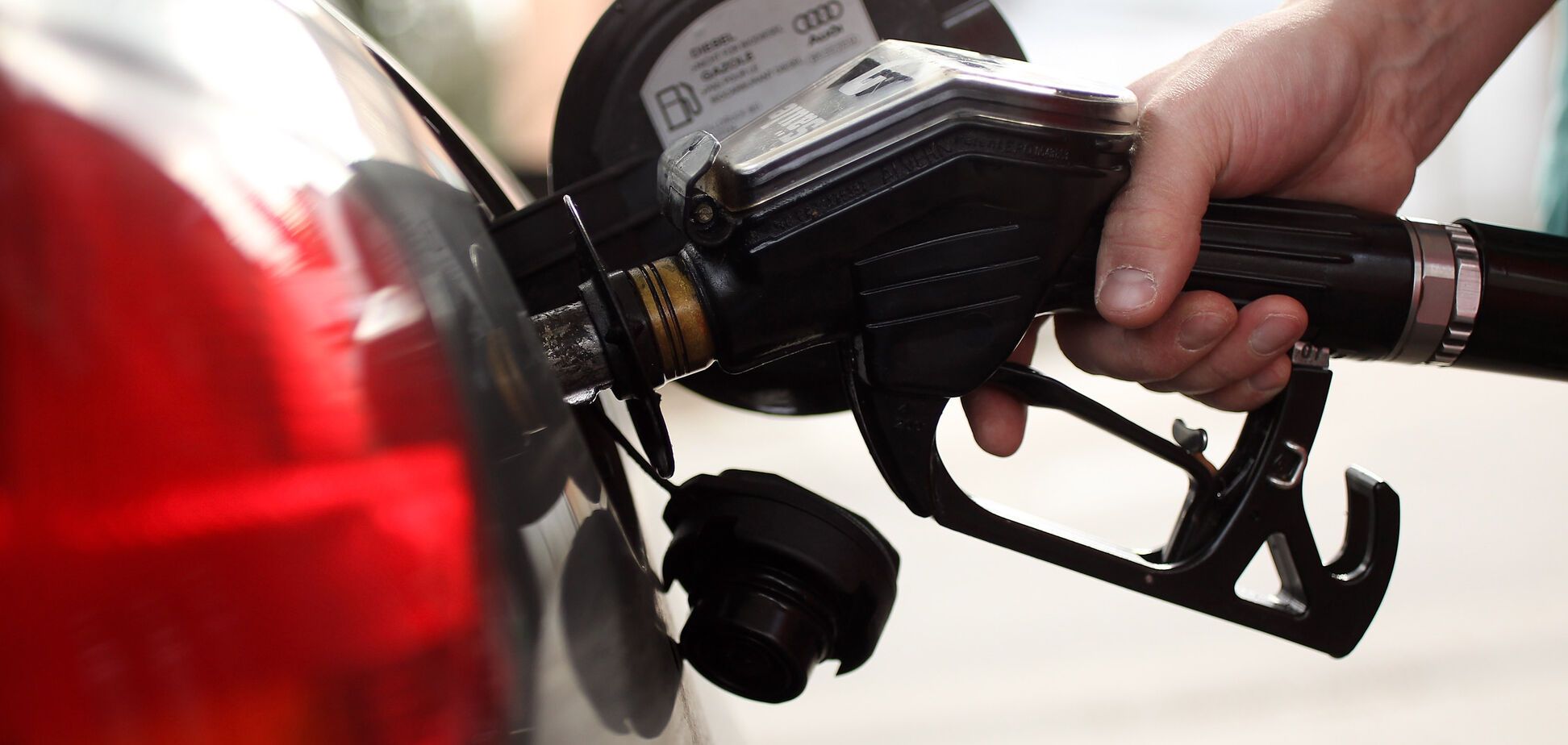В Украине АЗС резко подняли цены на бензин и дизтопливо