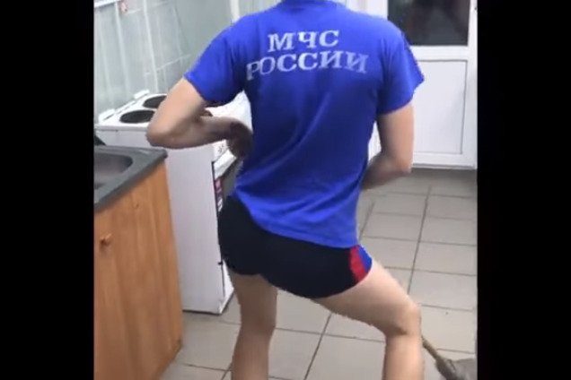 Японских девушек телеведущих трахают в прямом эфире, порно, видео Онлайн