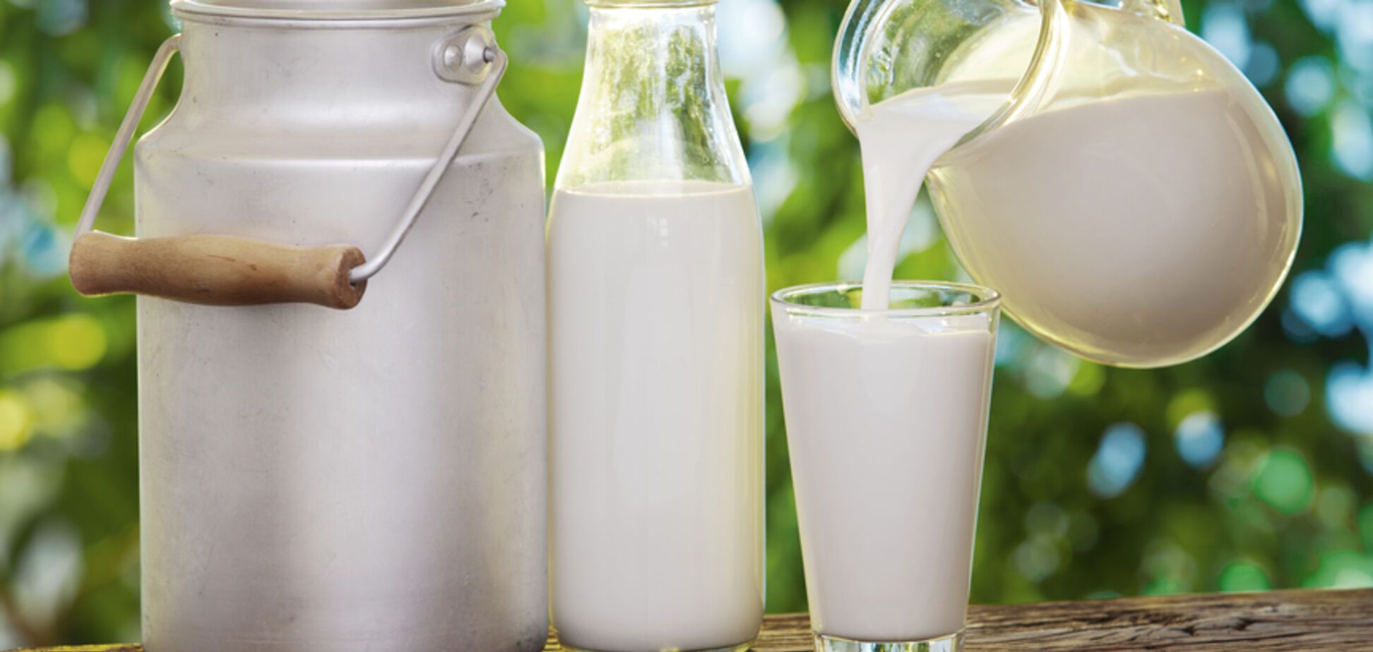 'Немножко соды и 'левомицетинчика': эксперт раскрыл опасность молока с рынка