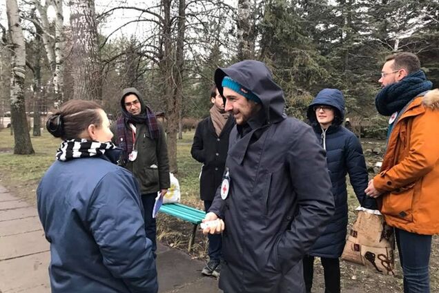 'Загрызла 15 змей': в сети показали 'пленницу хунты', переданную 'Л/ДНР'