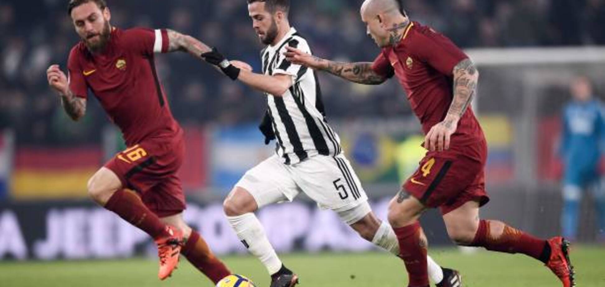 Алкоголь, сигарети і матюки: знаменитий футболіст розлютив фанатів нахабством у прямому ефірі